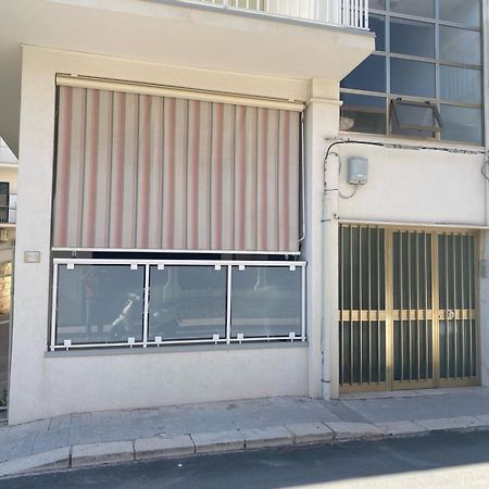 Appartamenti Amelia E Corrado Marina di Ragusa Bagian luar foto