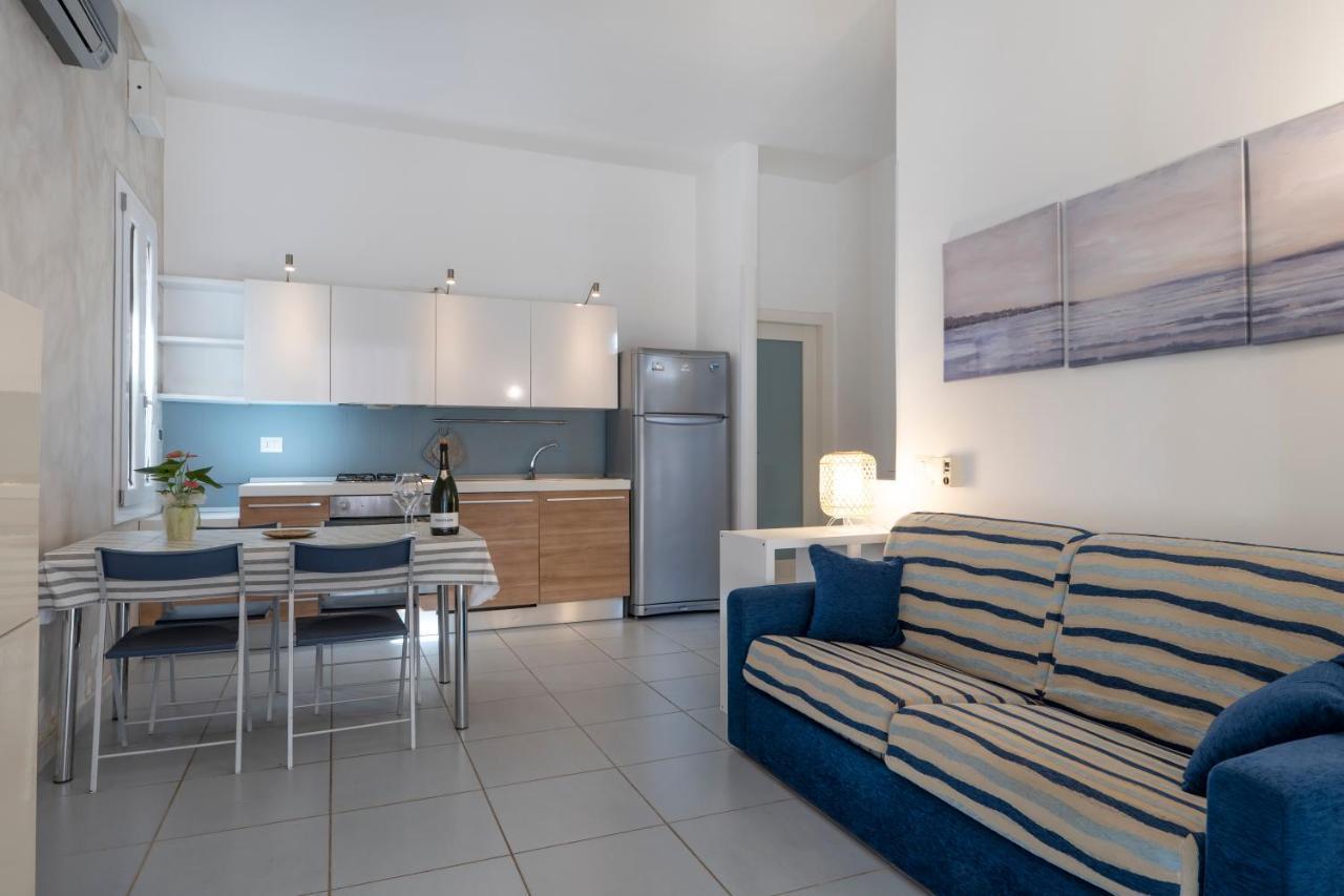 Appartamenti Amelia E Corrado Marina di Ragusa Bagian luar foto