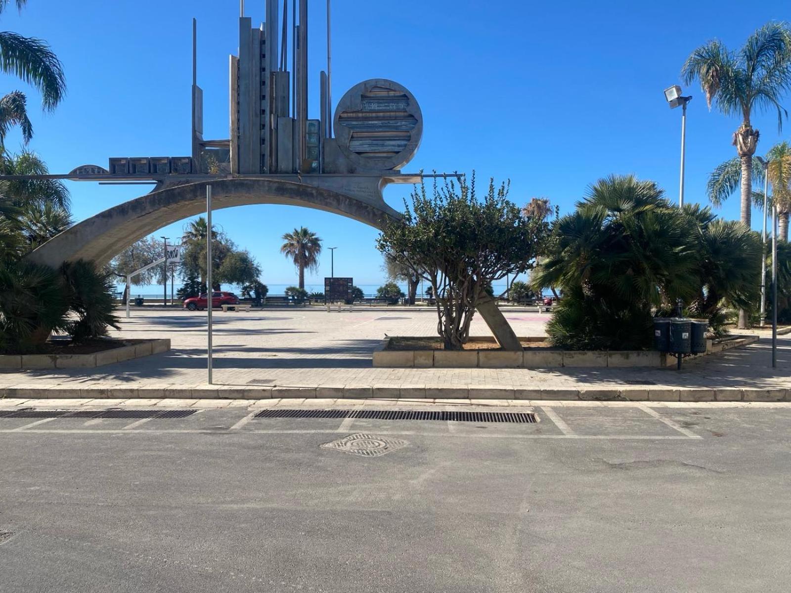 Appartamenti Amelia E Corrado Marina di Ragusa Bagian luar foto